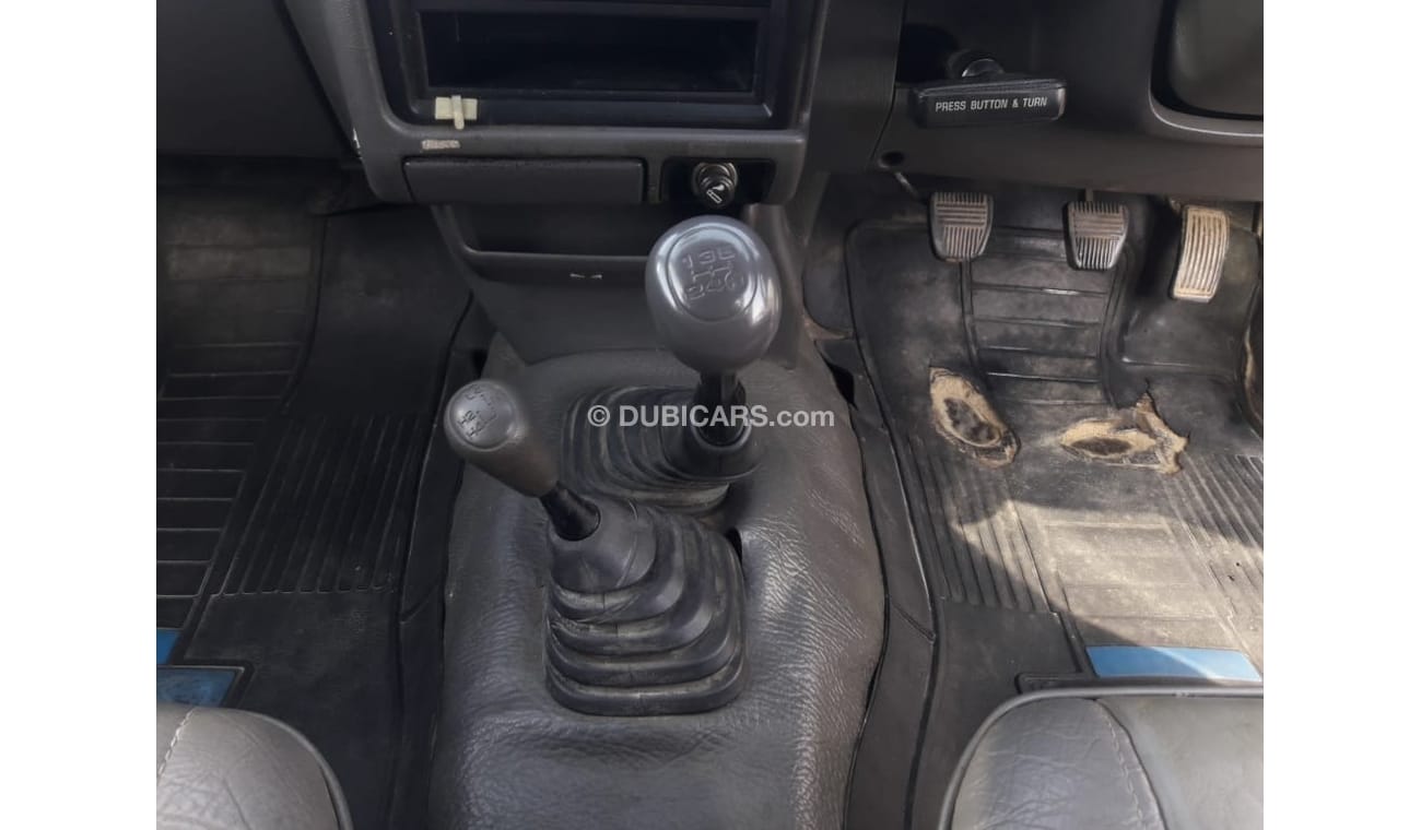 Toyota Hilux Toyota Hilux Pick Up Right Hand Drive (PM 834)