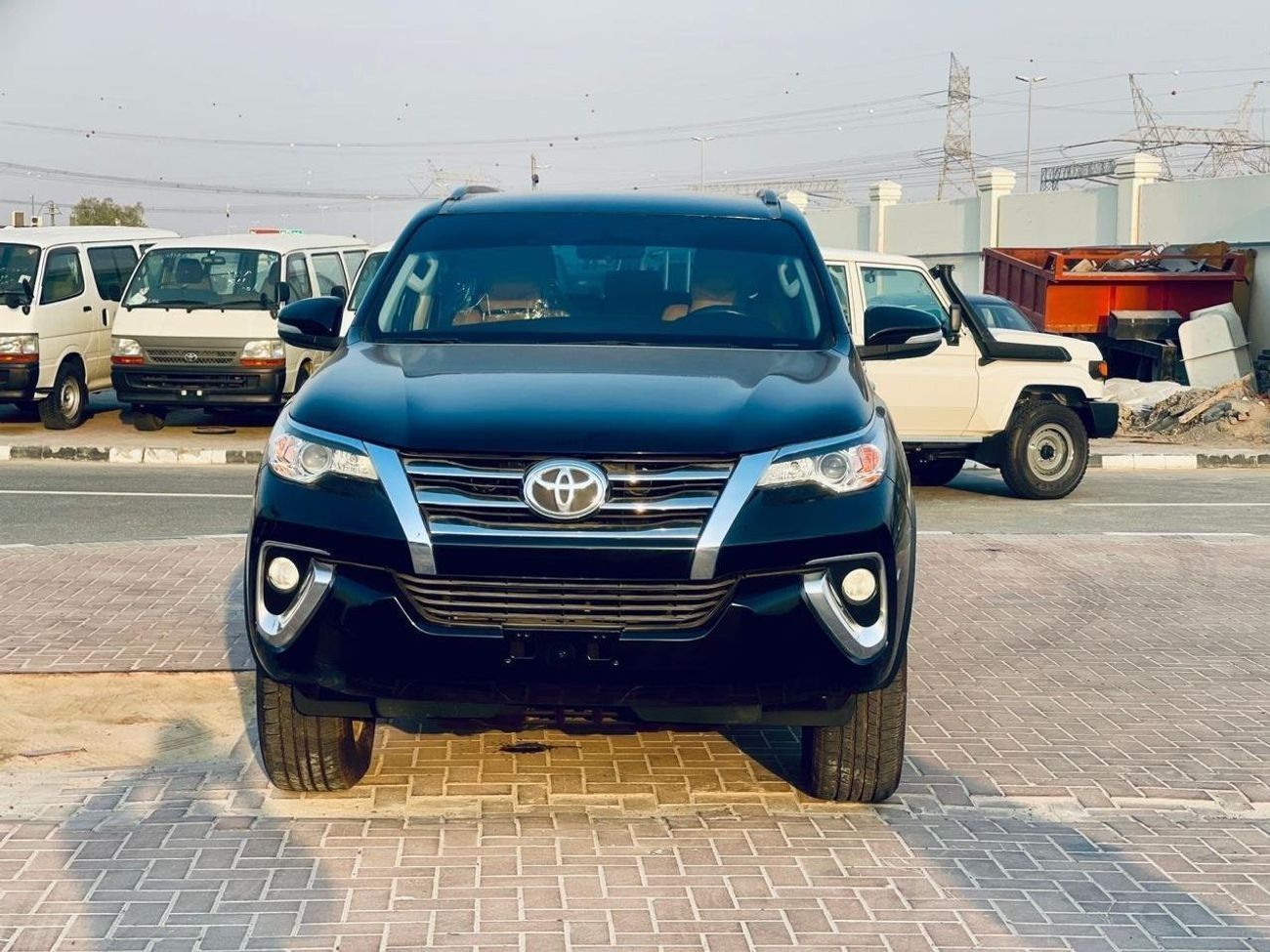 تويوتا فورتونر EXR 2.7L (160 HP) Toyota fortuner V4 2017  2.7