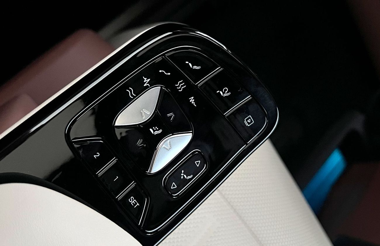 BYD Xia 2025 plug-in hybrid electric vehicle (For Export only)