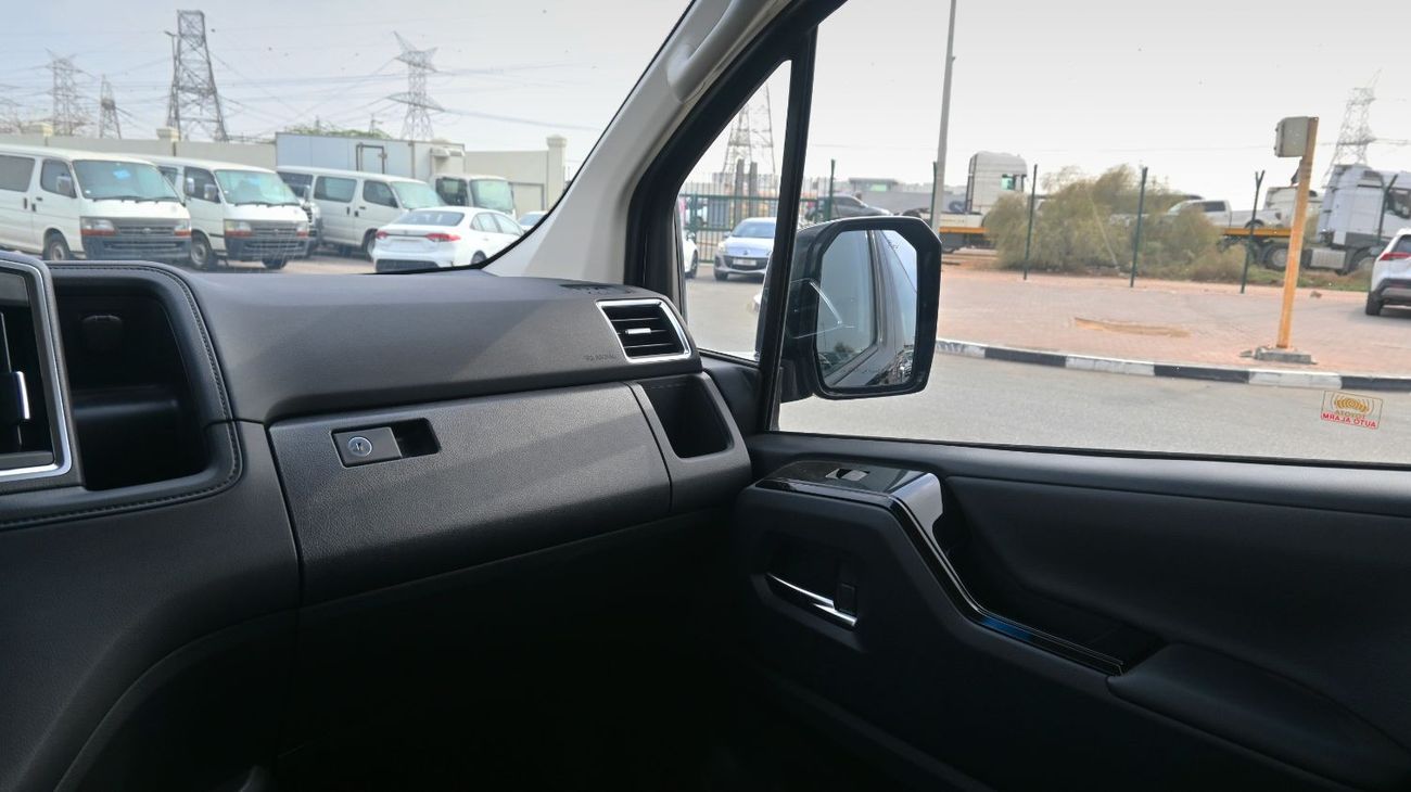 تويوتا جرافينا Toyota Granvia 2025 3.5L Petrol RWD 9 Seats Transmission Automatic  Black Outside Black Inside