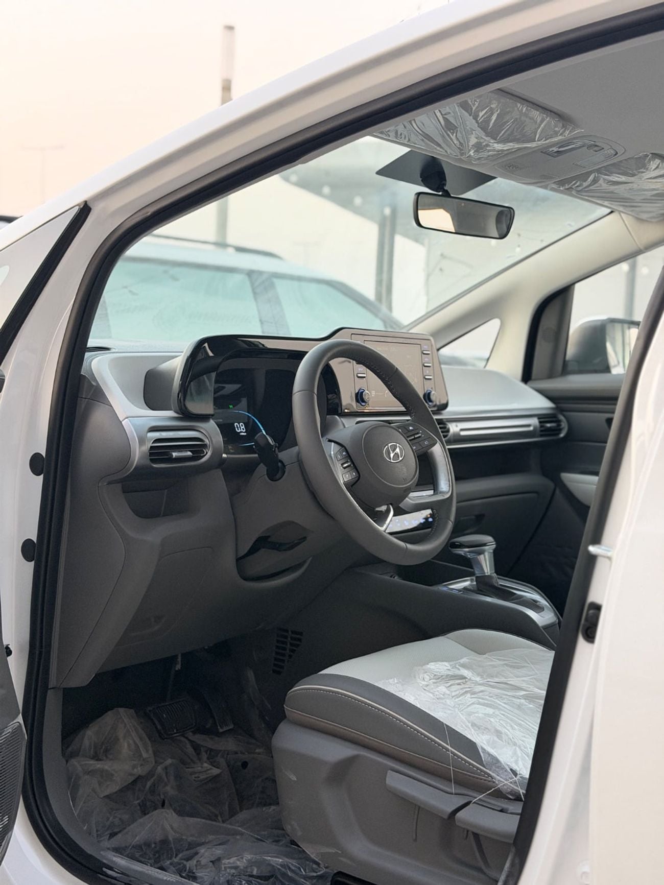 Hyundai Stargazer SMART
