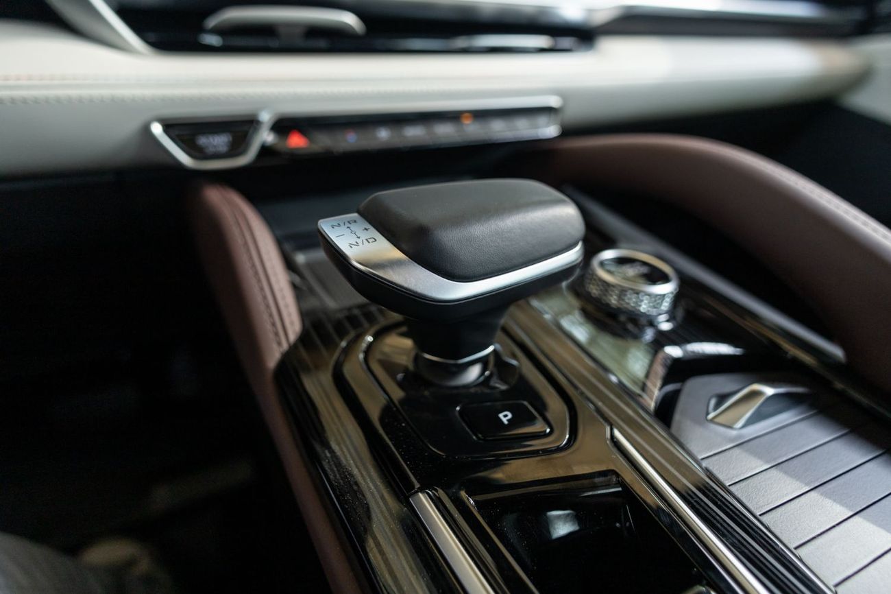 جيلي مونجارو GF+ 2.0T 4WD