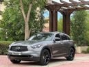 Infiniti QX70 S