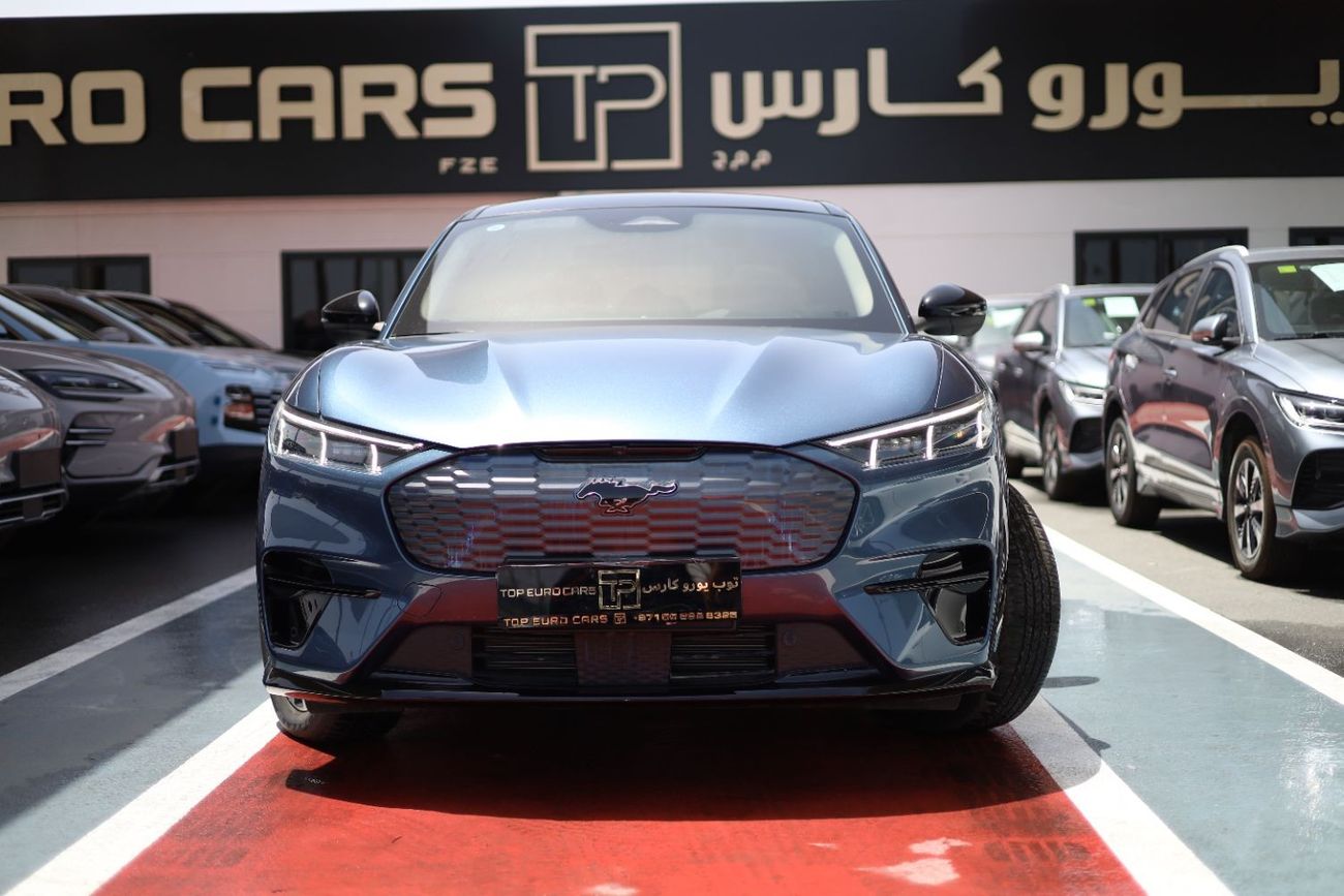 فورد موستانج فورد_موستينغ_2022_كهربائية_فول_مواصفات_650_كم