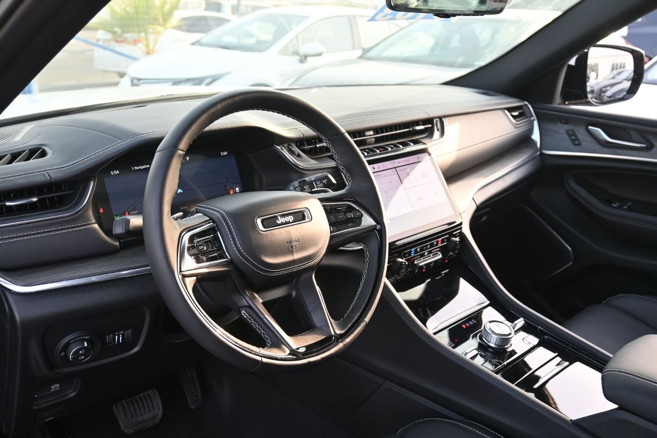 جيب جراند شيروكي 2024 JEEP Grand Cherokee Overland 3.6L V6 4WD Petrol