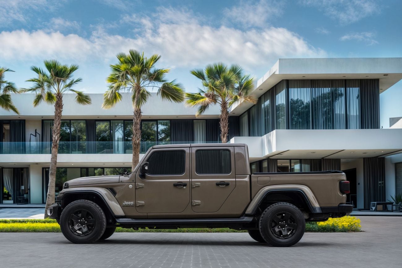 جيب جلادياتور Gladiator Overland 3.6L | 2,448 P.M | 0% Downpayment | Perfect Condition!