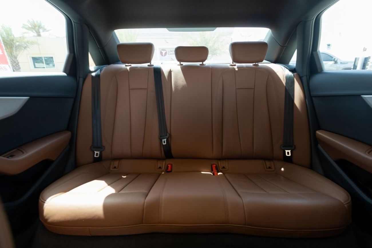 أودي A4 35 TFSI S Line 2.0L