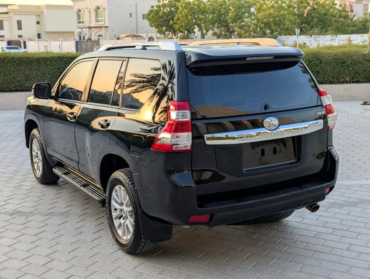 Toyota Prado VXR GCC Specs Full option Excellent Condition