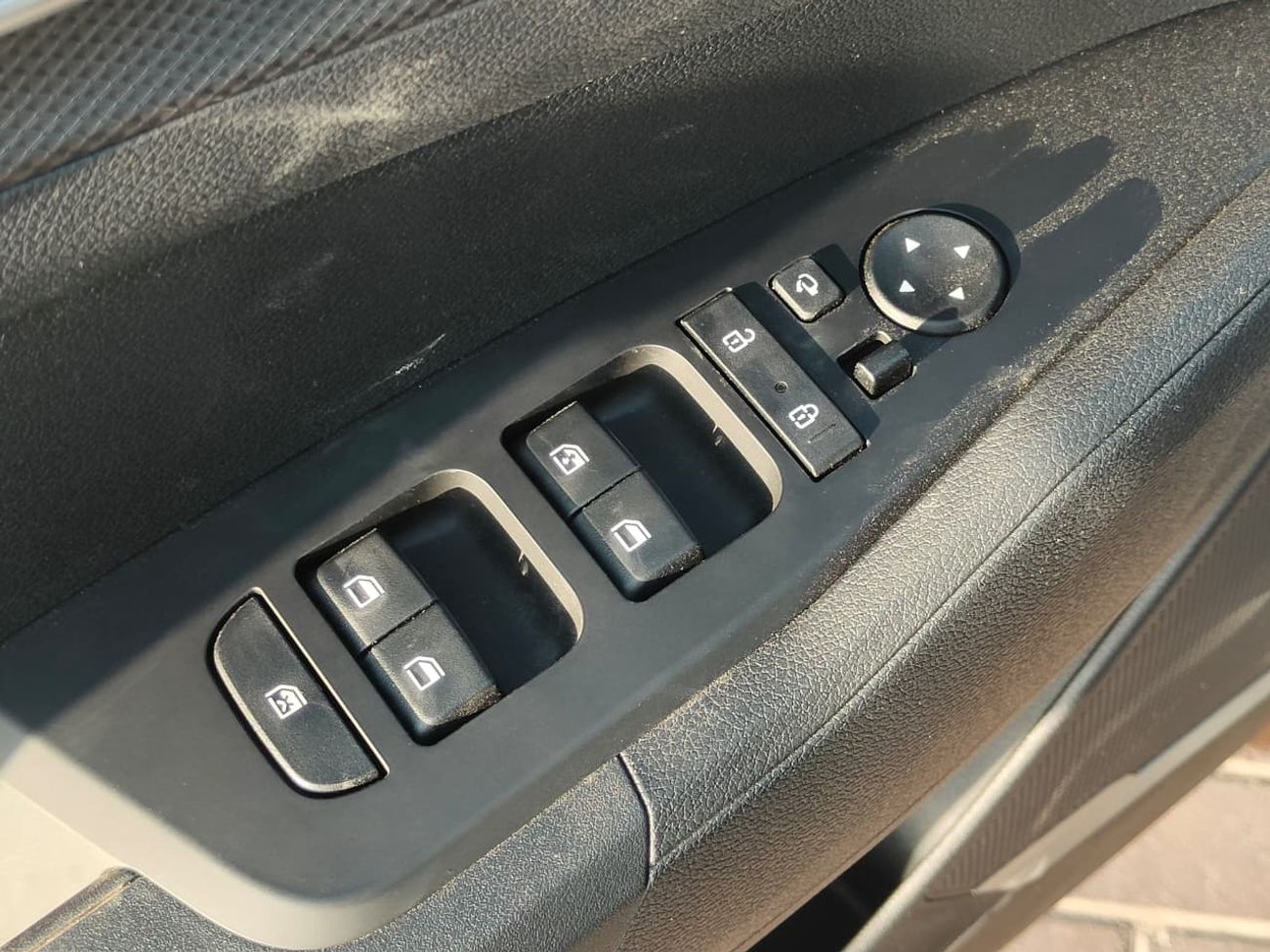 كيا سبورتيج KIA - SPORTAGE 2.0 RVC(4WD)