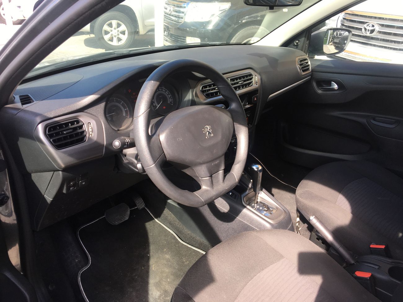 Peugeot 301 we offer : * Car finance services on banks * Extended warranty * Registration / export services