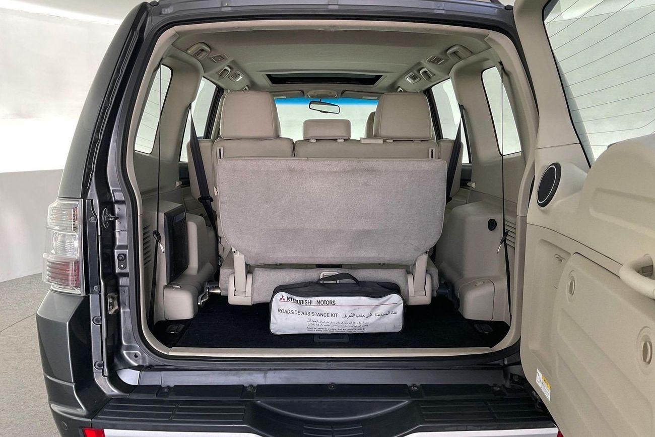 Mitsubishi Pajero GLS Highline | Carnival Sale • UP TO AED 20,000 OFF | Guaranteed Warranty | 0 Down Payment