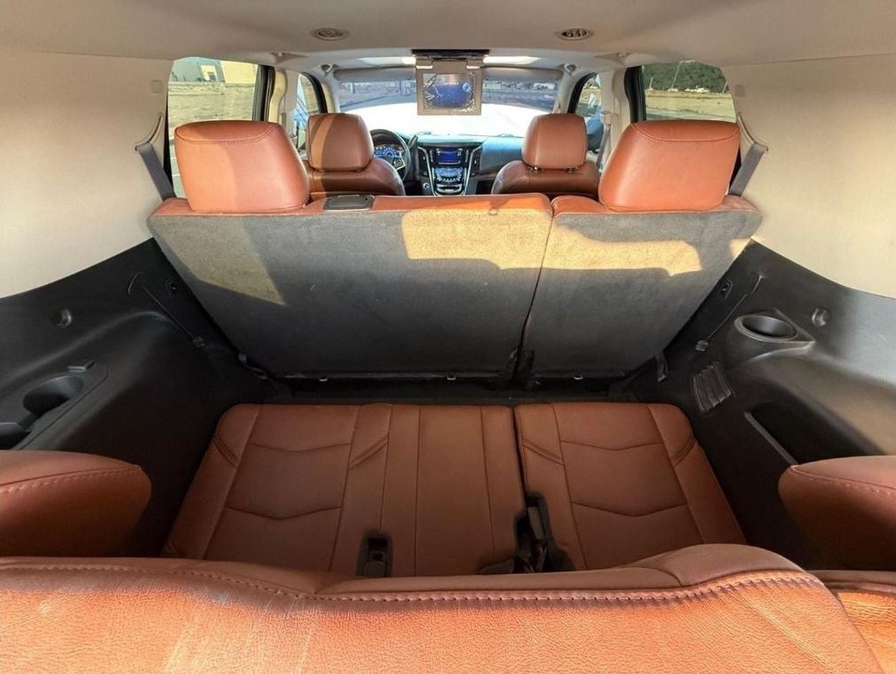 كاديلاك إسكالاد Platinum 6.2L