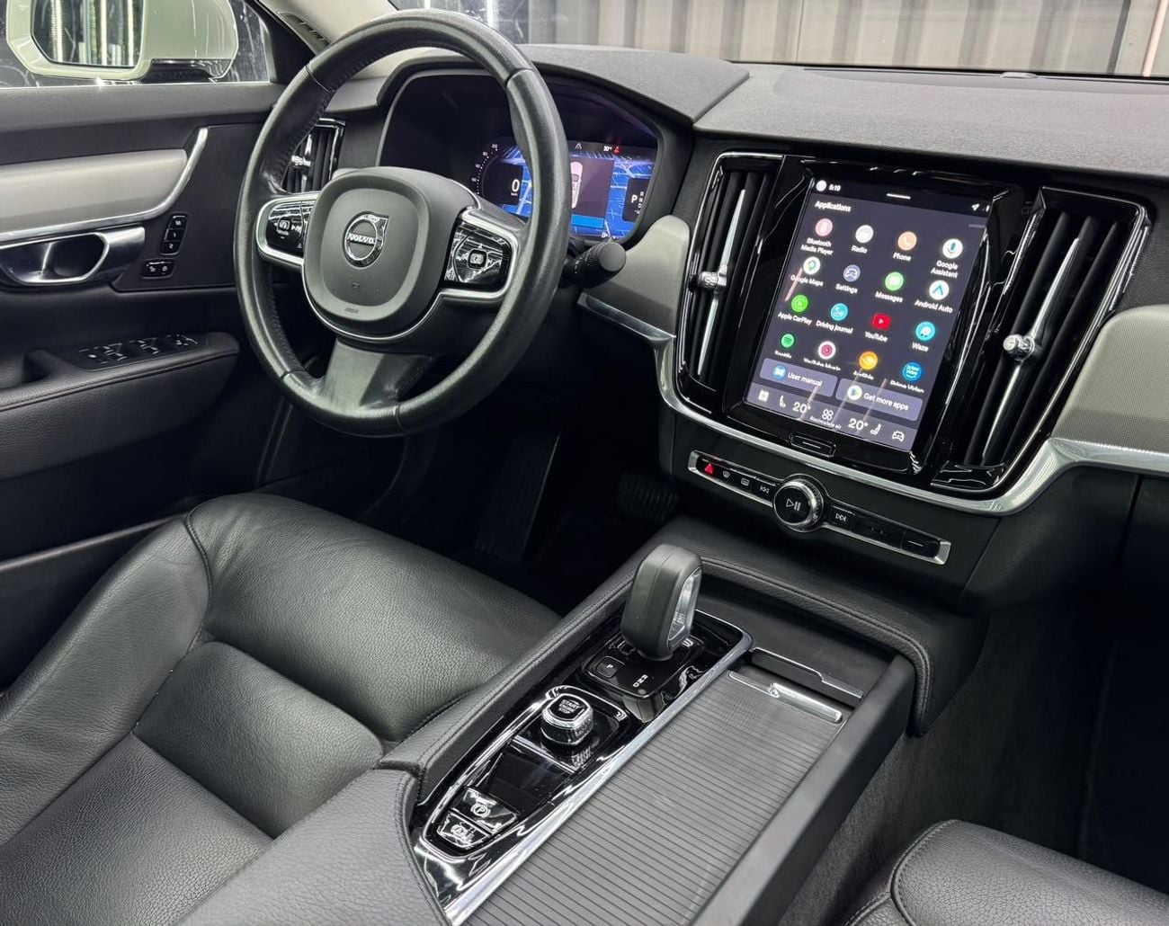 فولفو S90 Volvo S90 B5 | GCC | Original Paint | Well Maintained