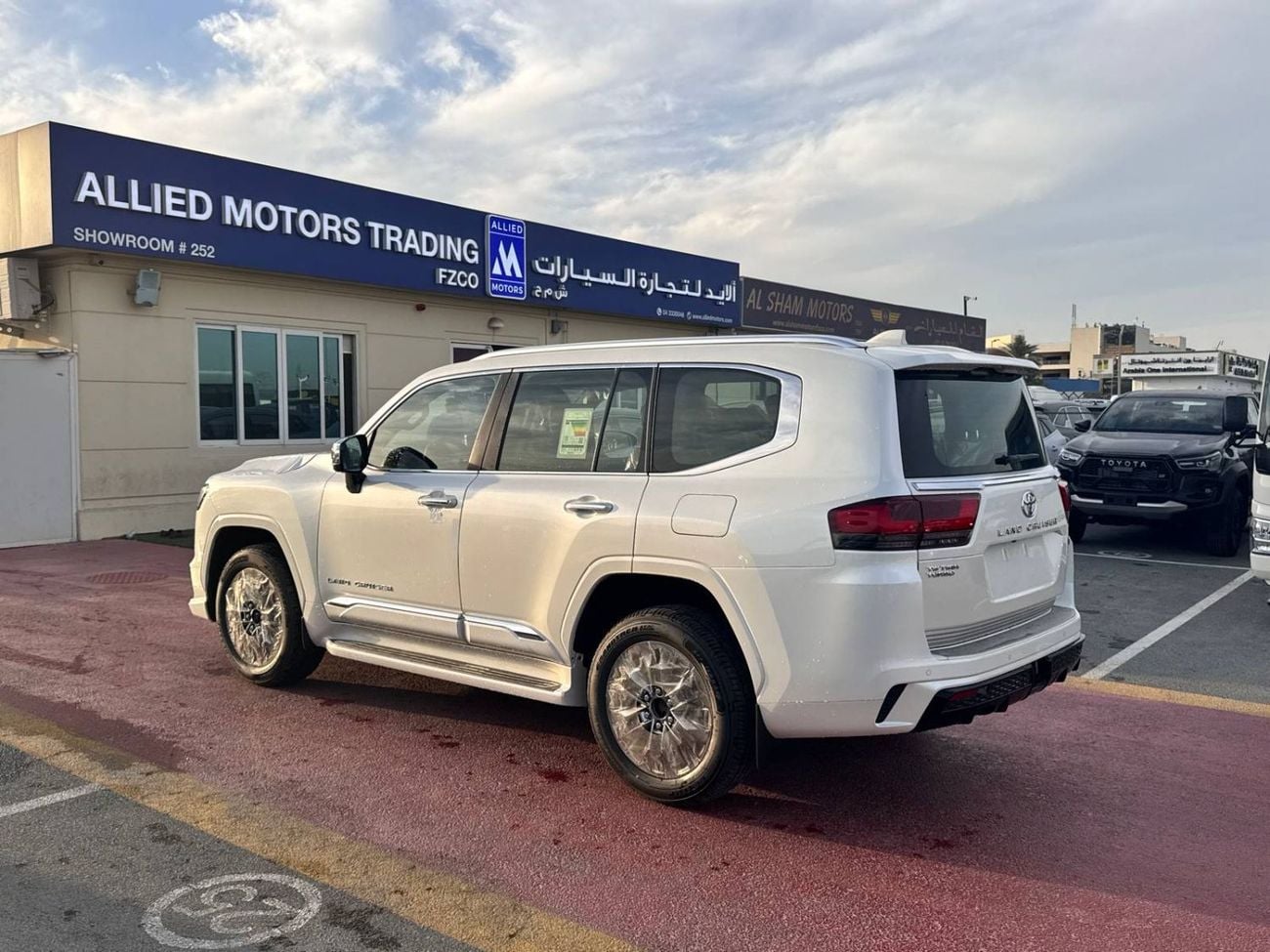 تويوتا لاند كروزر 2026 TOYOTA LAND CRUISER 300 VXR 3.3L DISEL FULL BRAND NEW 0KM