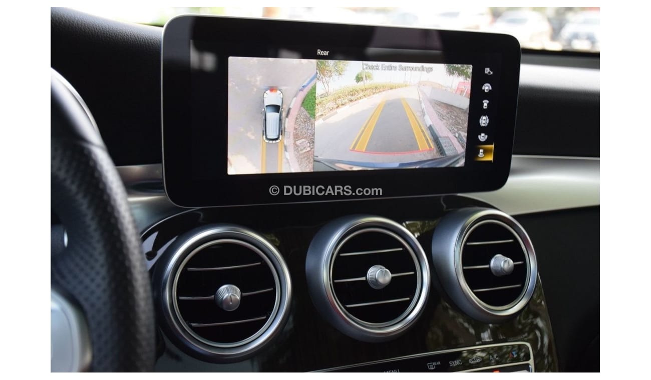 Mercedes-Benz GLC 300 4MATIC AMG_ Heads up display