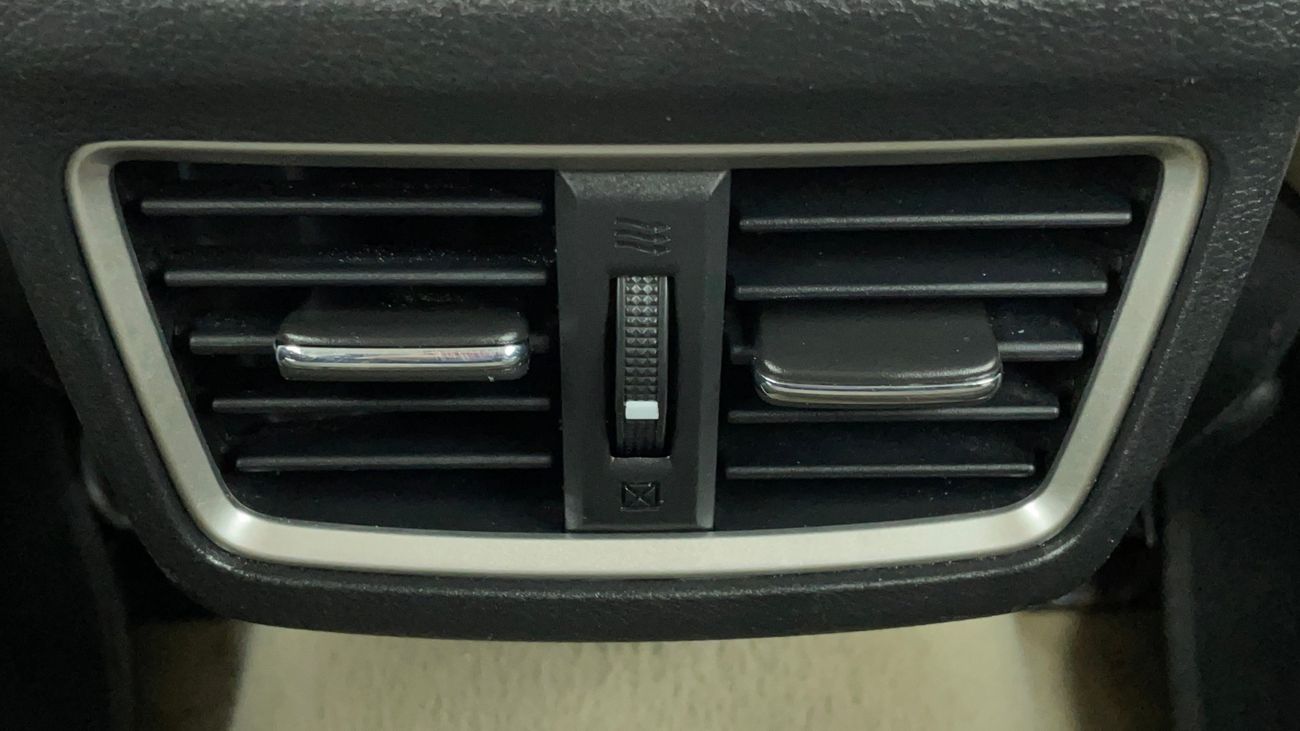 هوندا سيفيك LX SPORT 1.6 | بدون دفعة مقدمة | اختبار القيادة في المنزل