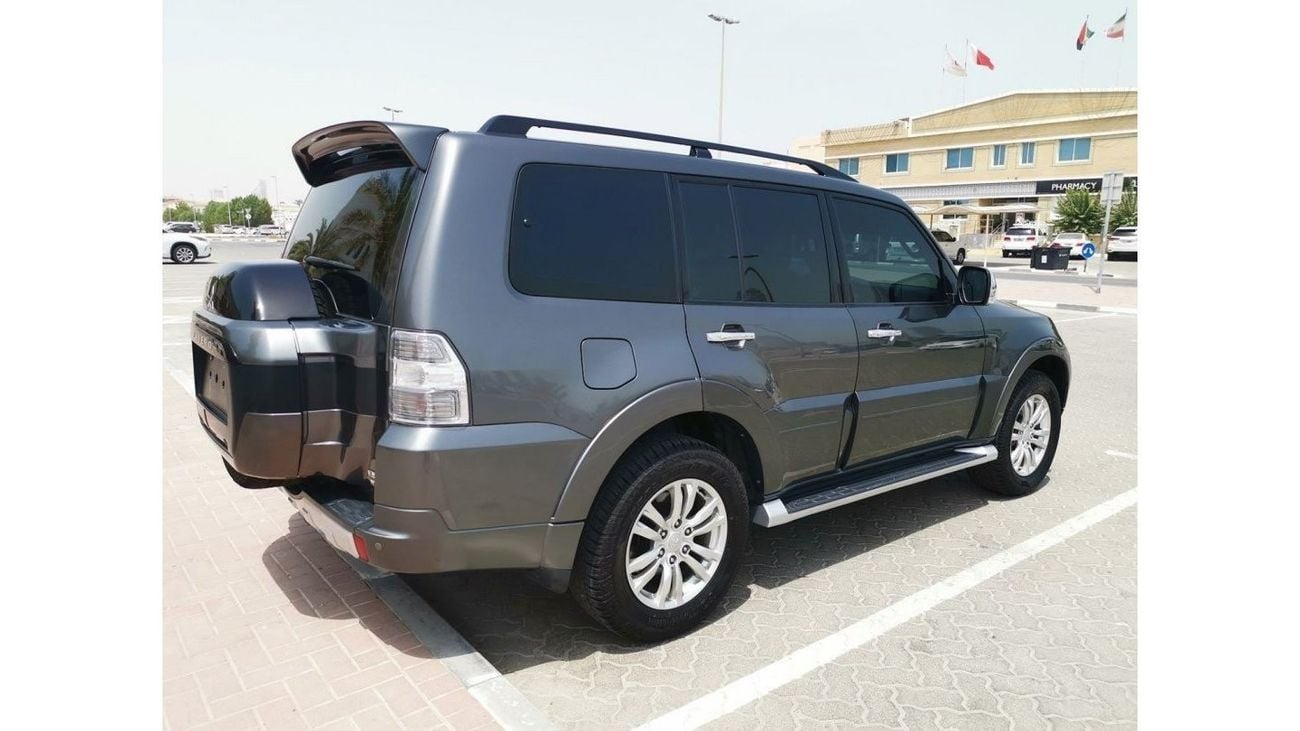 Mitsubishi Pajero GLS Highline