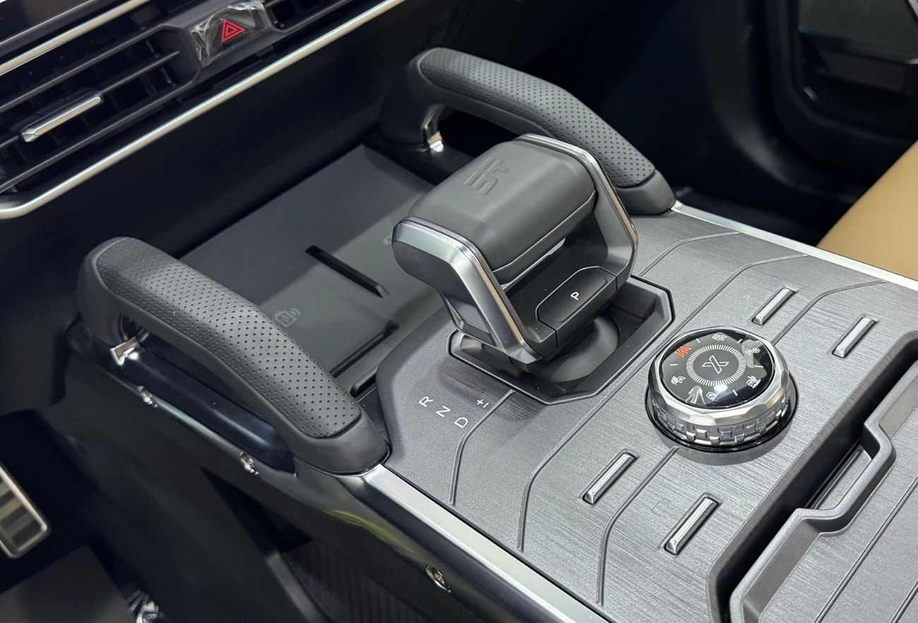 Jetour T2 Luxury 2025 Jetour T2 Luxury, 5 Years Jetour Warranty, 3 Years Jetour Service Pack, Very Low Kms, GC