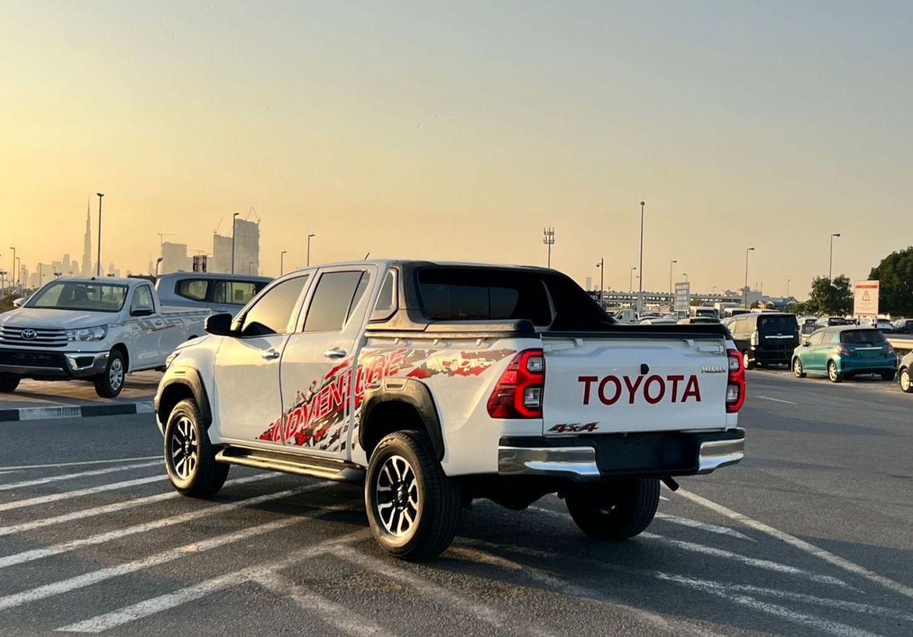 تويوتا هيلوكس 