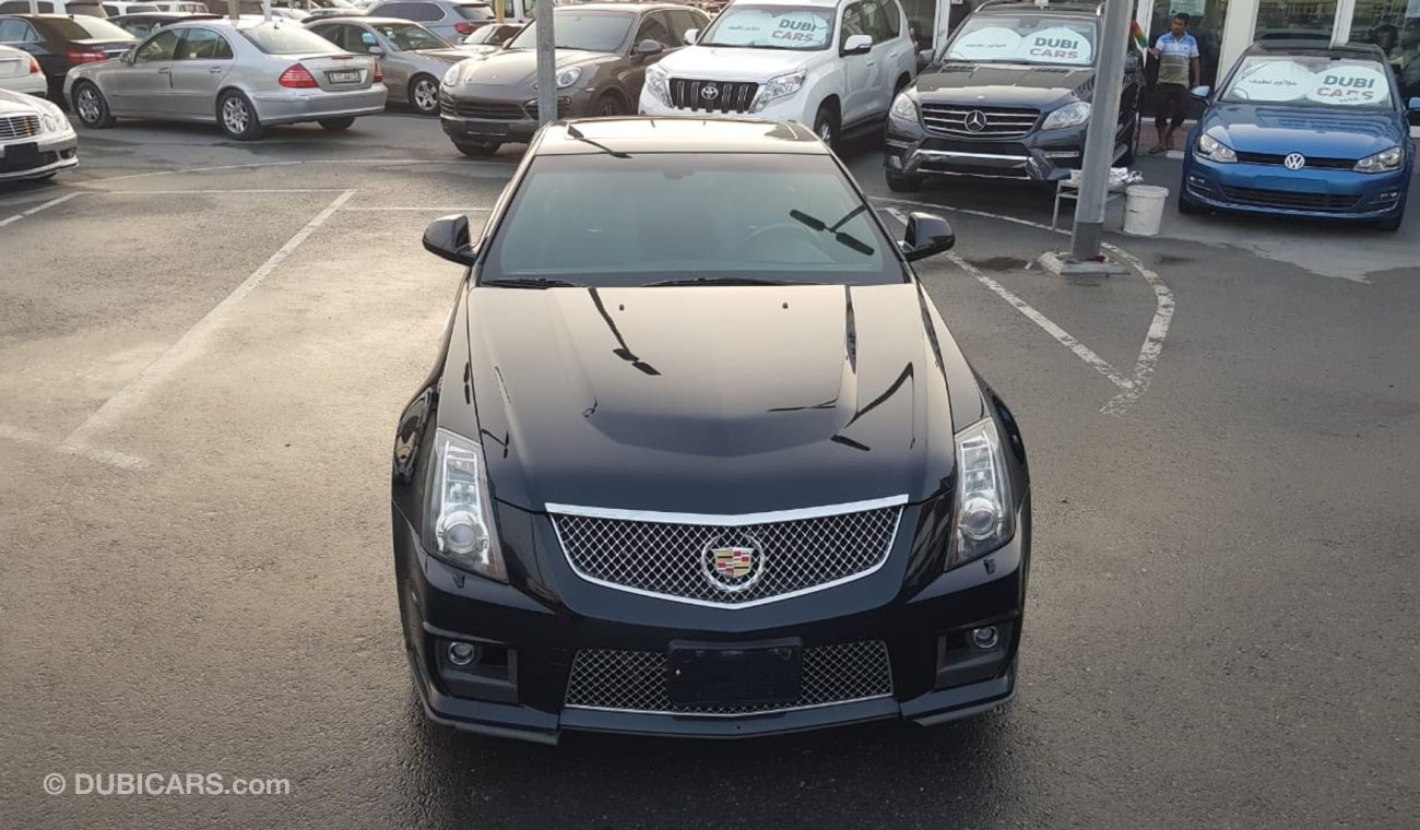 Cadillac CTS Caddillac CTS VS coupe 8 cylinder super charge model 2012  خليجي حاله ممتازه من الداخل والخارج فل مو