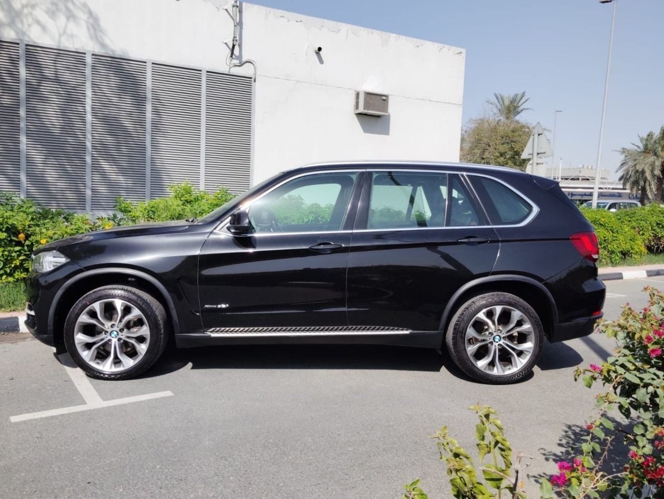 BMW X5 35i Exclusive 3.0L (5 Seater)