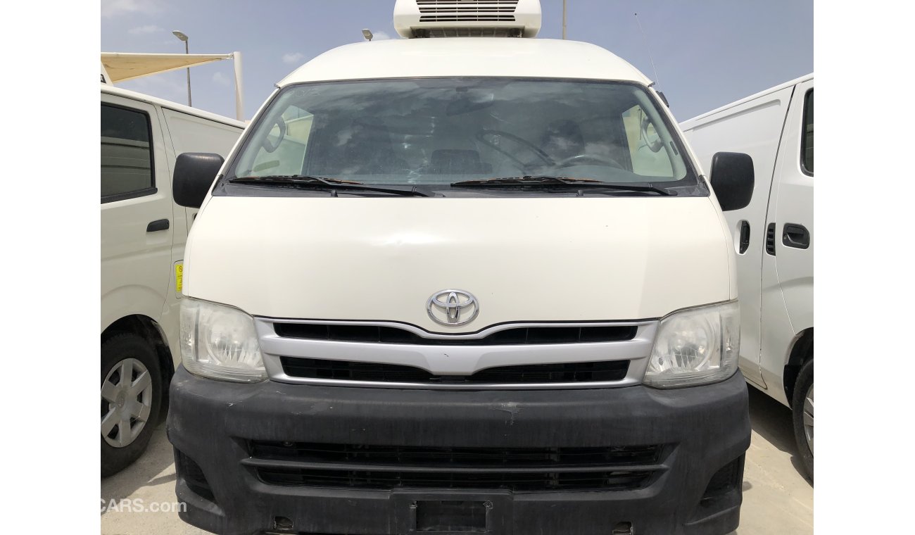 Toyota Hiace Highroof Thermoking Chiller,2013.Excellent Condition