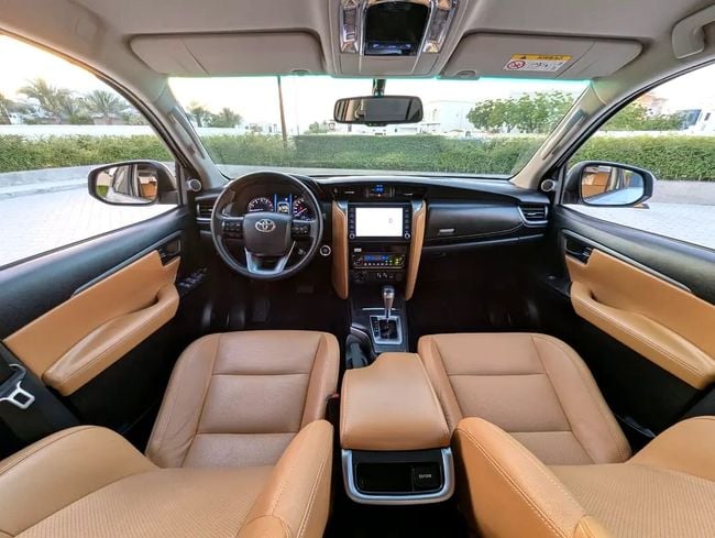 Toyota Fortuner VXR, миниатюра 24