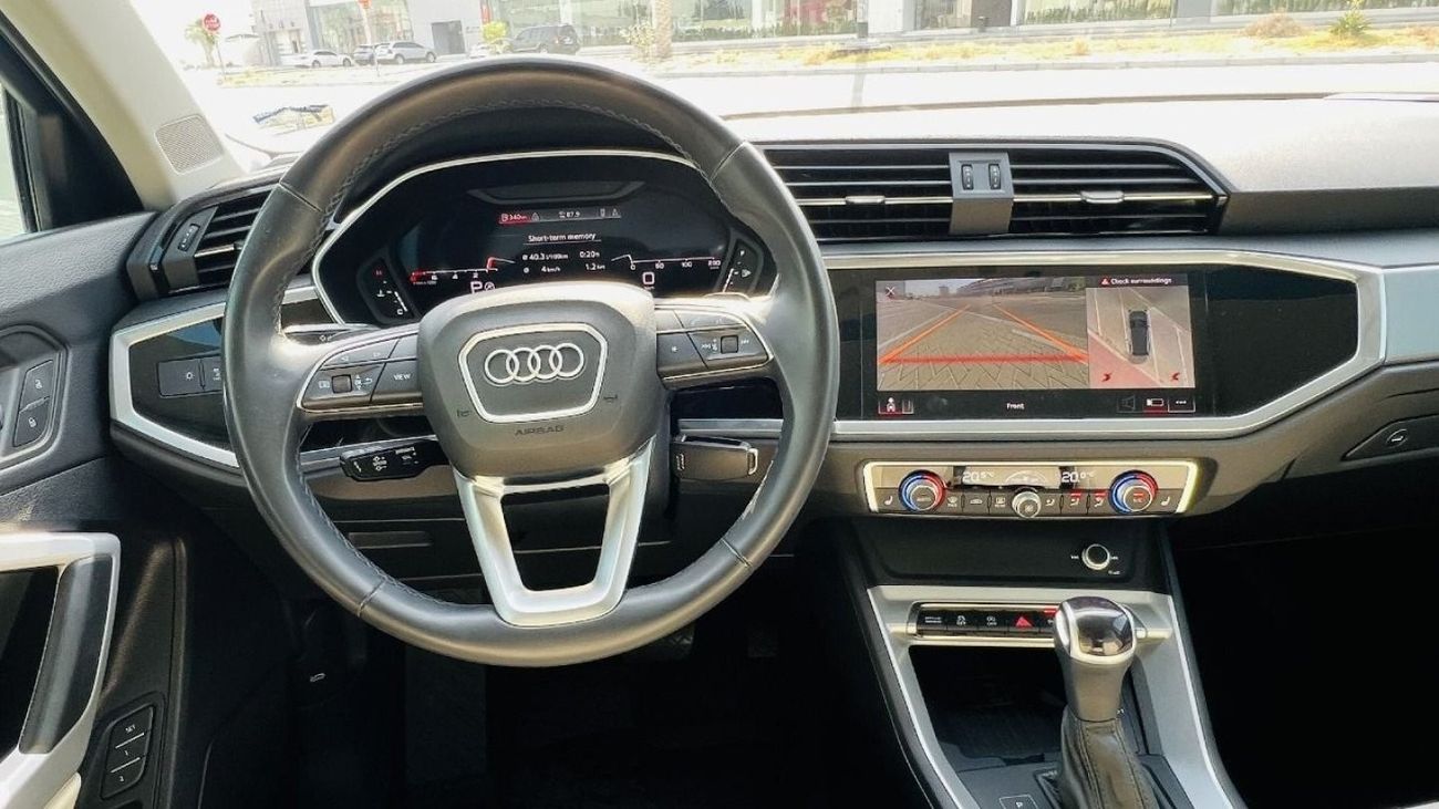أودي Q3 40 TFSI quattro S لاين