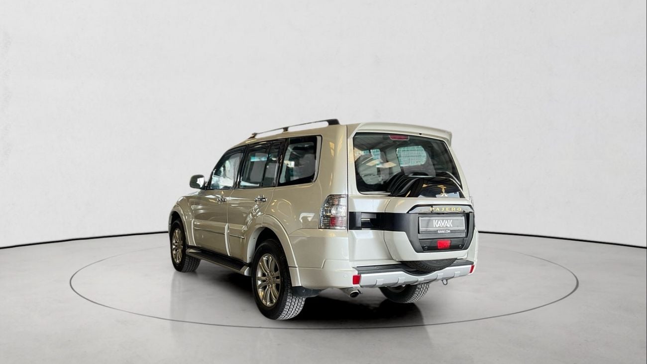 Mitsubishi Pajero GLS Highline 3.8L (274 HP) GLS Highline | Guaranteed Warranty | 0 Down Payment