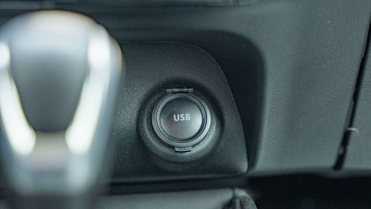 سوزوكي بالينو 2025 Suzuki Baleno 1.5L petrol At Full option -Grey