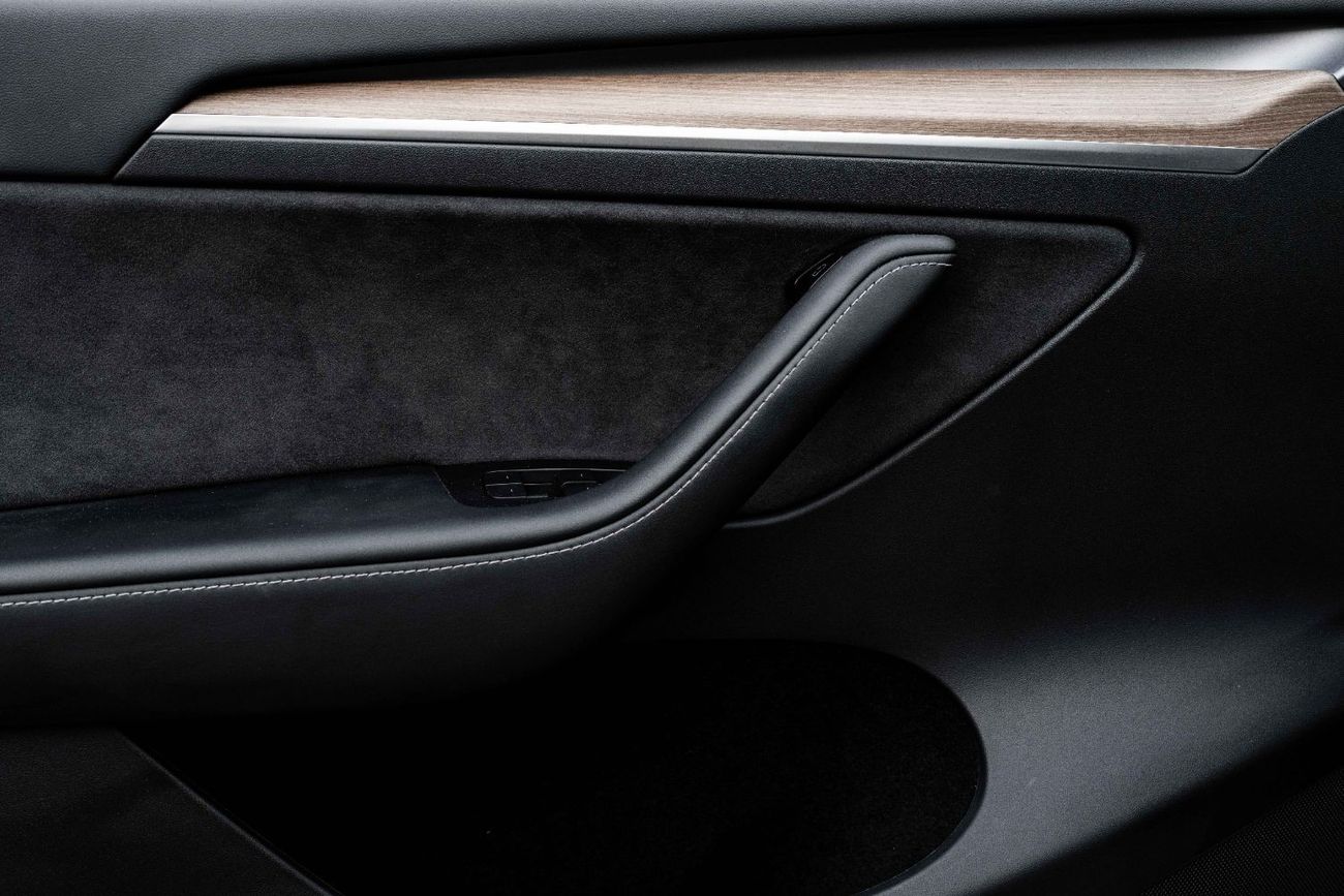 Tesla Model Y Long Range | 3,231 P.M  | 0% Downpayment | Agency Warranty!