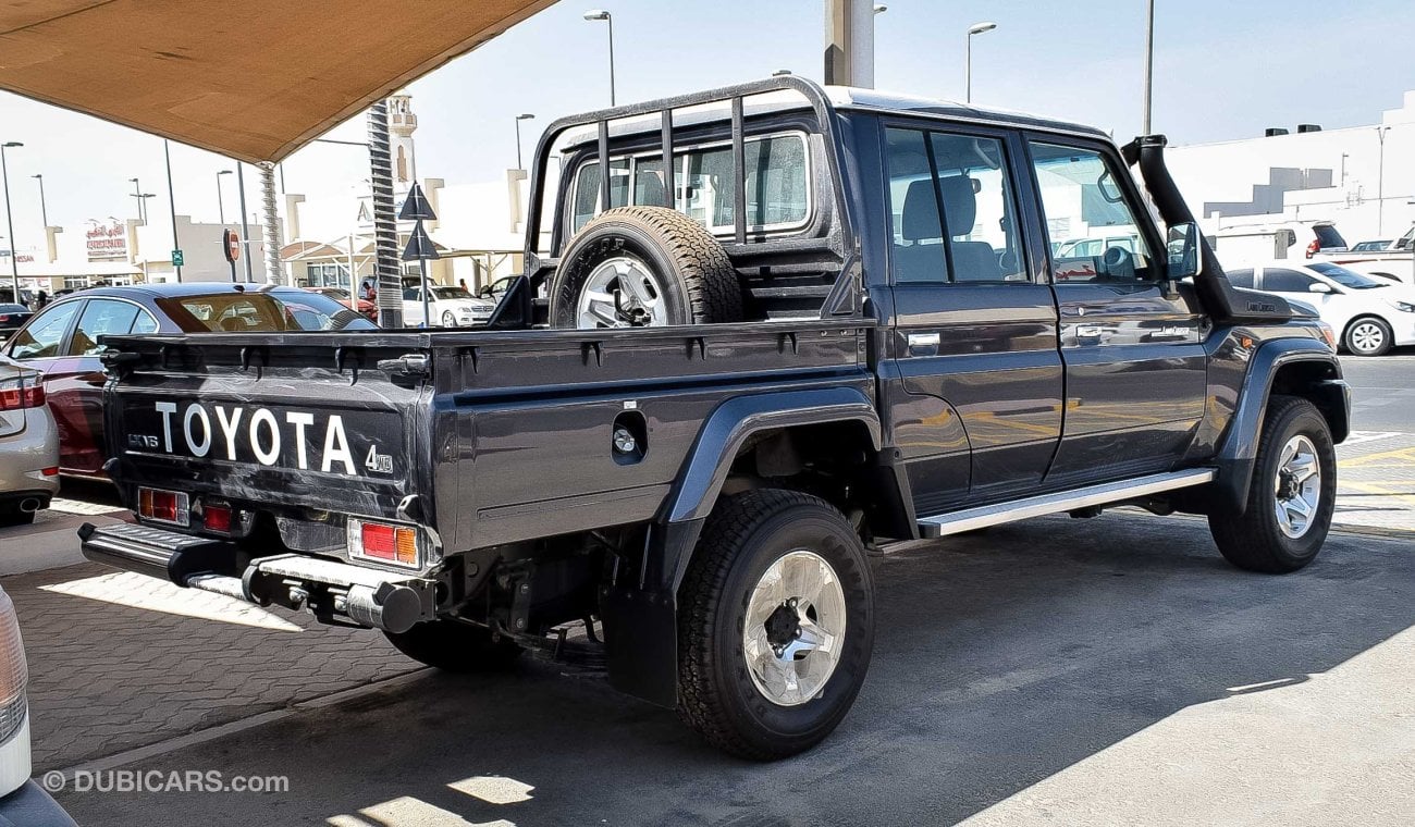 Toyota Land Cruiser Pick Up LX  4.0L V6 LIMITED MANUAL TRANSMISSION