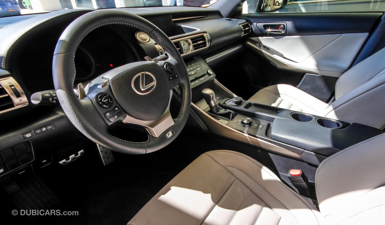 Lexus IS250