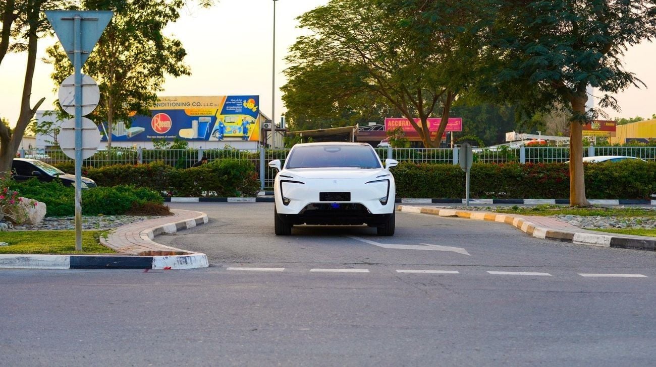 أفاتر 11 Premium AWD