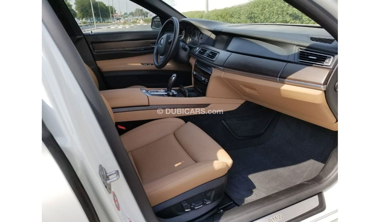 BMW 750Li Li 52000 km  2012 GCC