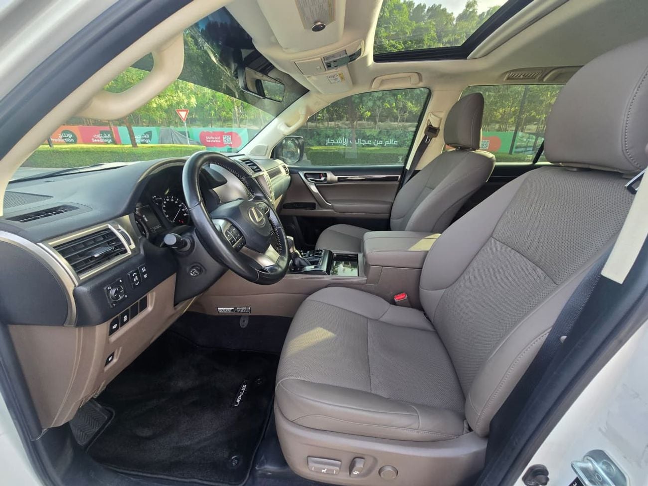 Lexus GX460 Premier 4.6L LEXUS GX-460 2021 GCC // FSH // ACCIDENT FREE // 2KEYS // PERFECT CONDITION // ORGINAL