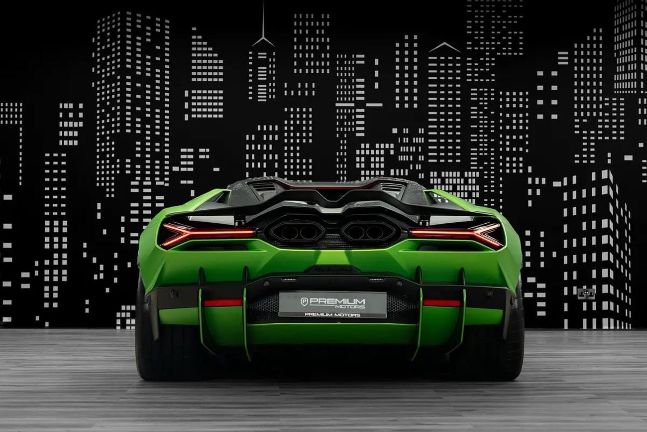 Lamborghini Revuelto 6.5L V12 Hybrid LAMBORGHINI | REVUELTO | FULL CARBON | GCC SPECS DEALER WARRANTY + SERVICE CONTRAC