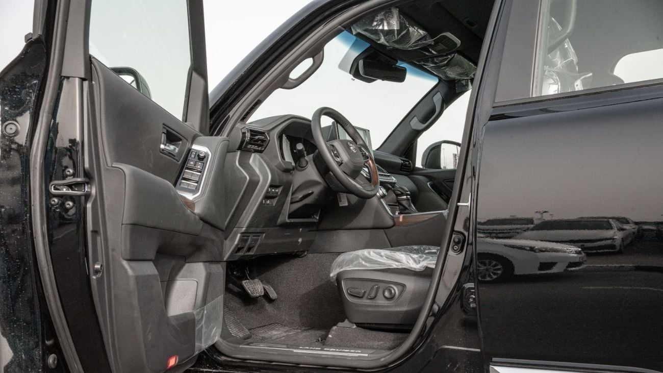 تويوتا لاند كروزر GXR 2026 Toyota Land Cruiser GXR 4.0L AT Petrol With Radar (Black-Black)
