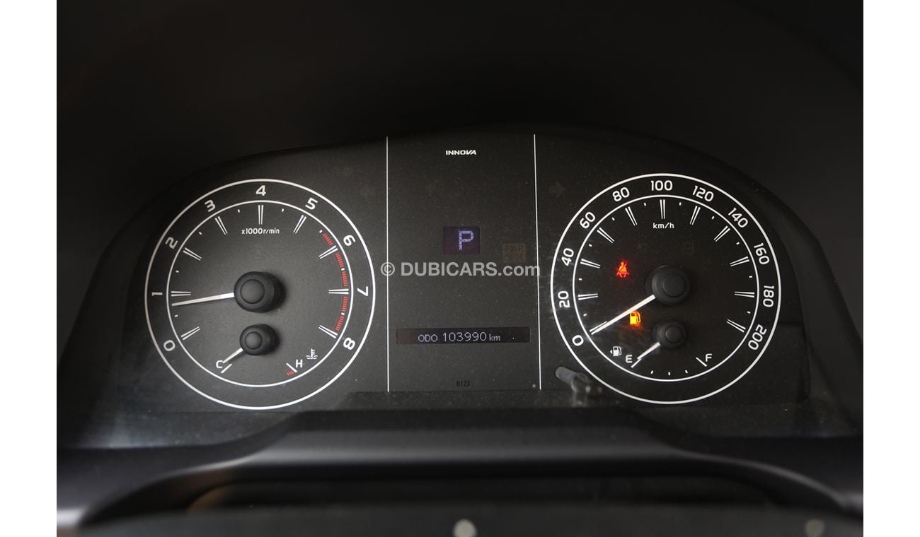 Toyota Innova SE 2.7cc with Cruise Control and Alloy Wheels(11987)