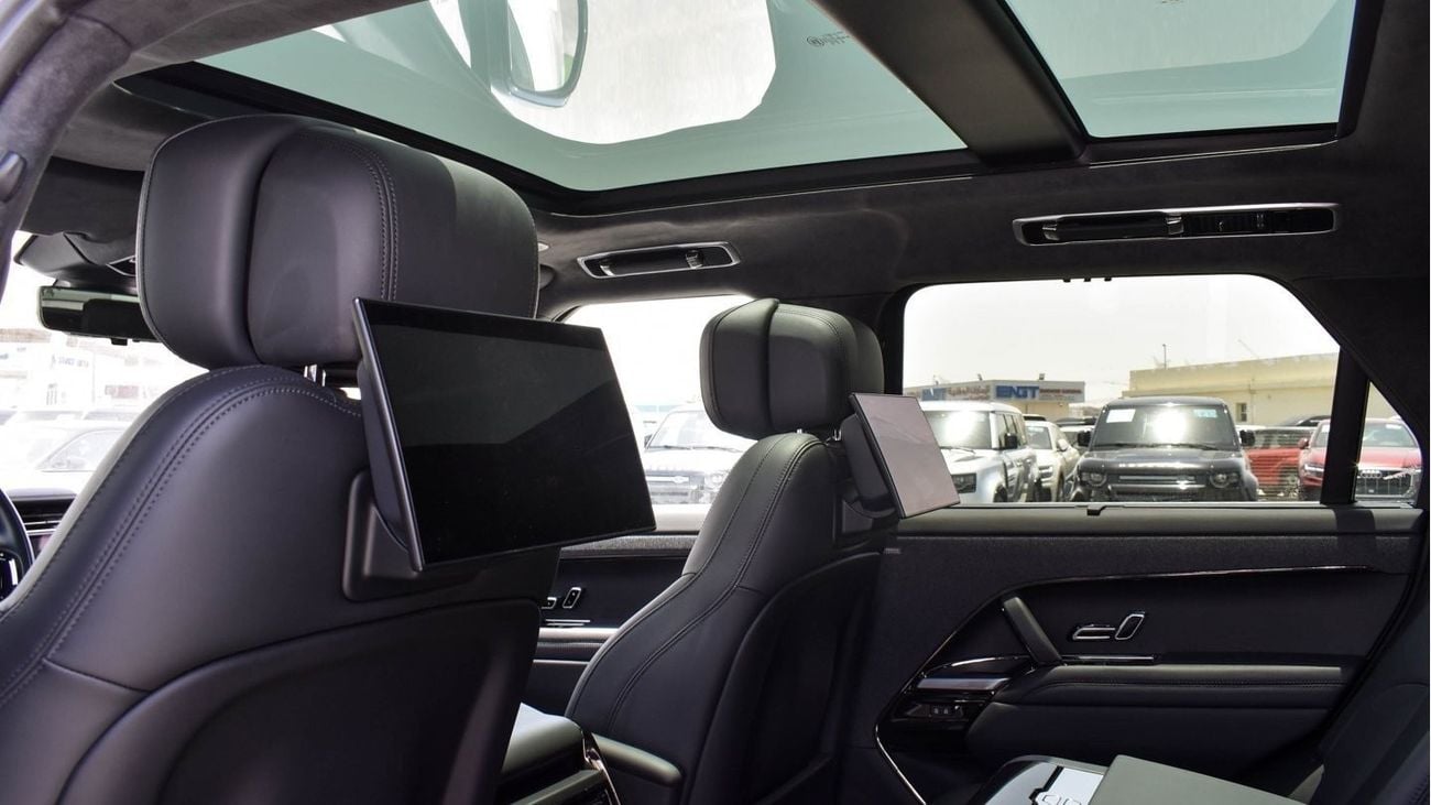 لاند روفر رينج روفر سبورت P530 4.4P V8  AWD Aut.(For Local Sales plus 10% for Customs & VAT)