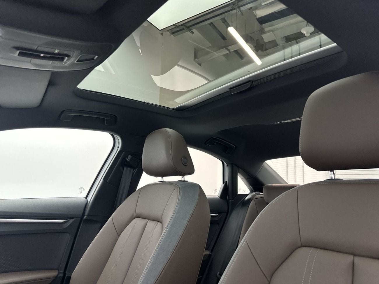 أودي A3 A3 Sedan Advanced 35 TFSI 150hp Progress (Ref# 19846)