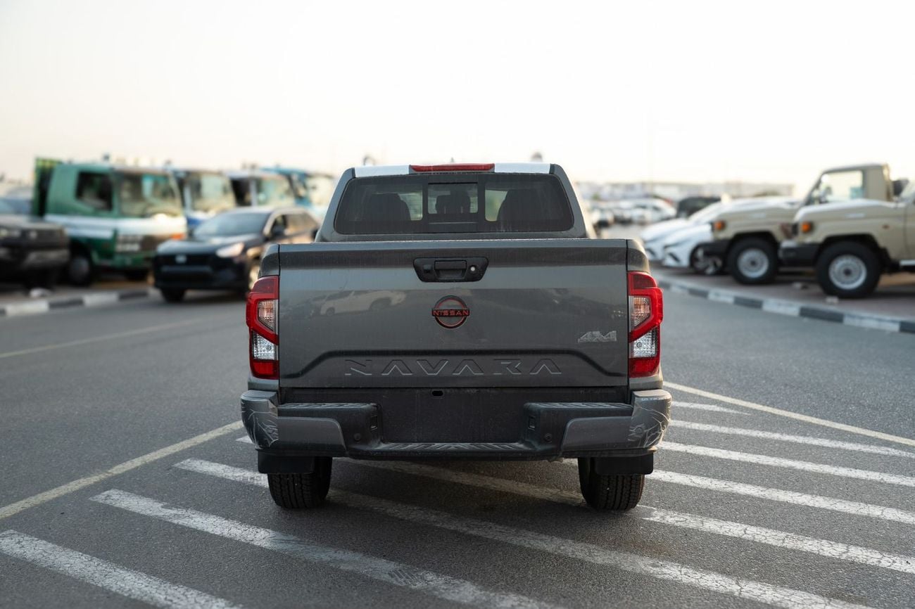Nissan Navara PRO-4X Off-Road | 2.5L Diesel 4WD A/T (Only For Export)