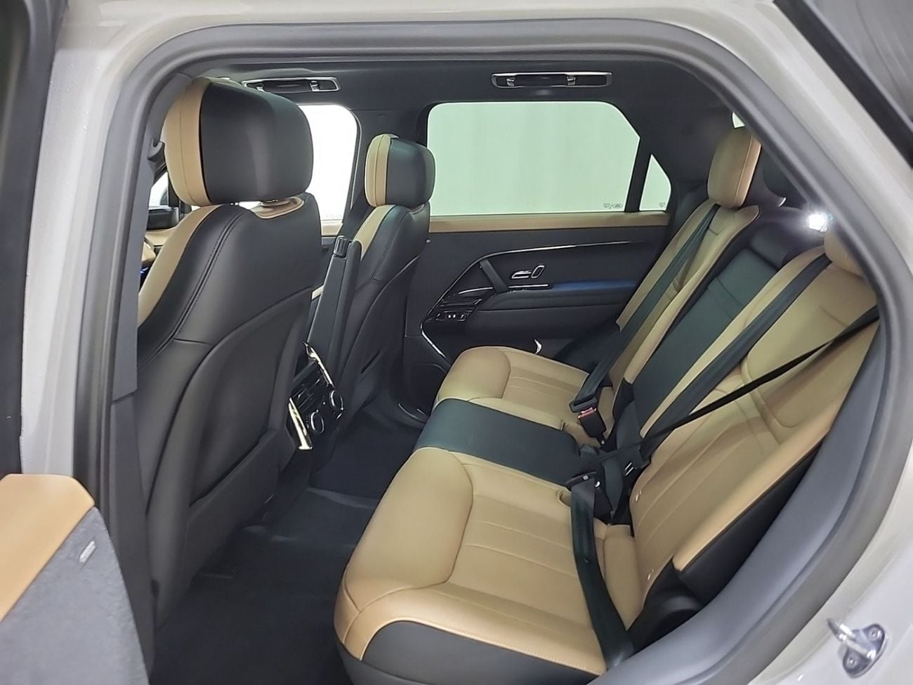 Land Rover Range Rover Sport DYNAMIC SE P400