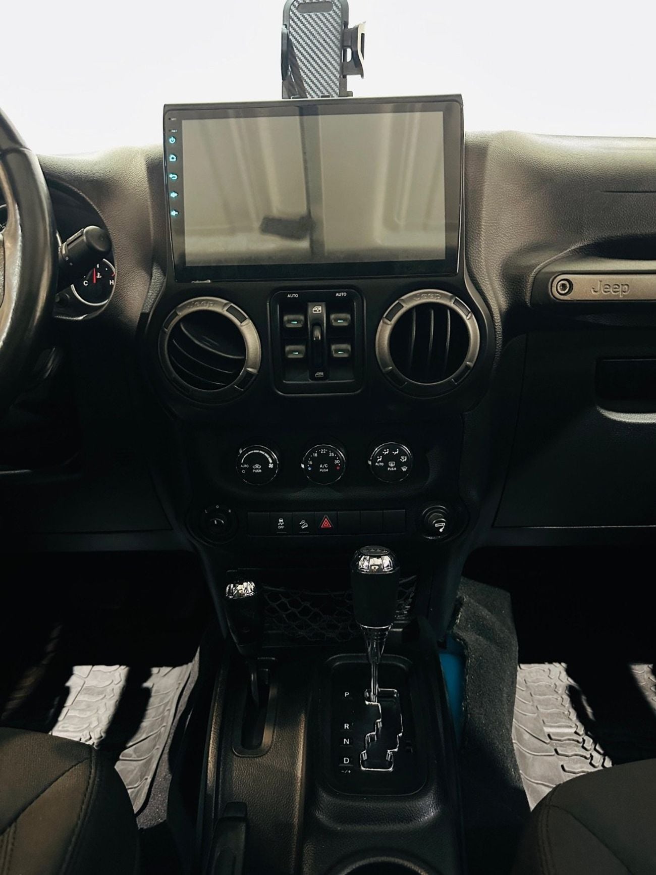 Jeep Wrangler Unlimited Sport 3.6L A/T