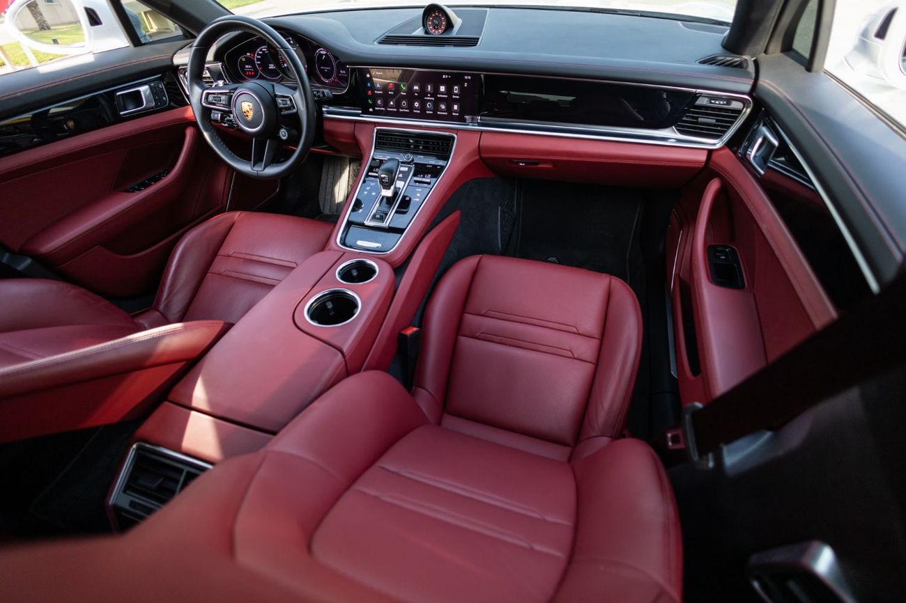 Porsche Panamera Std 3.0L (325 HP)