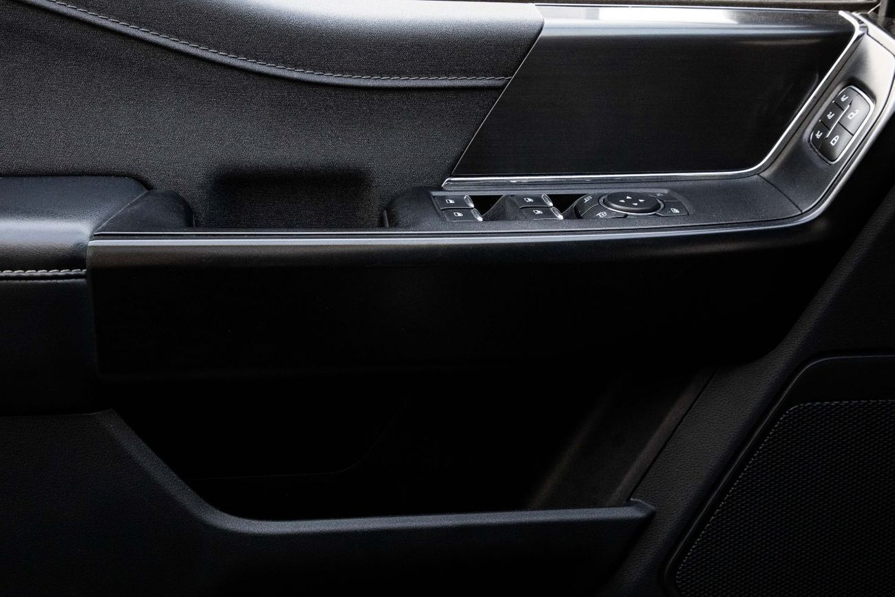 Ford F 150 Raptor Raptor | 4,211 P.M | 0% Downpayment | Ford Service Contract Until 161,000km!