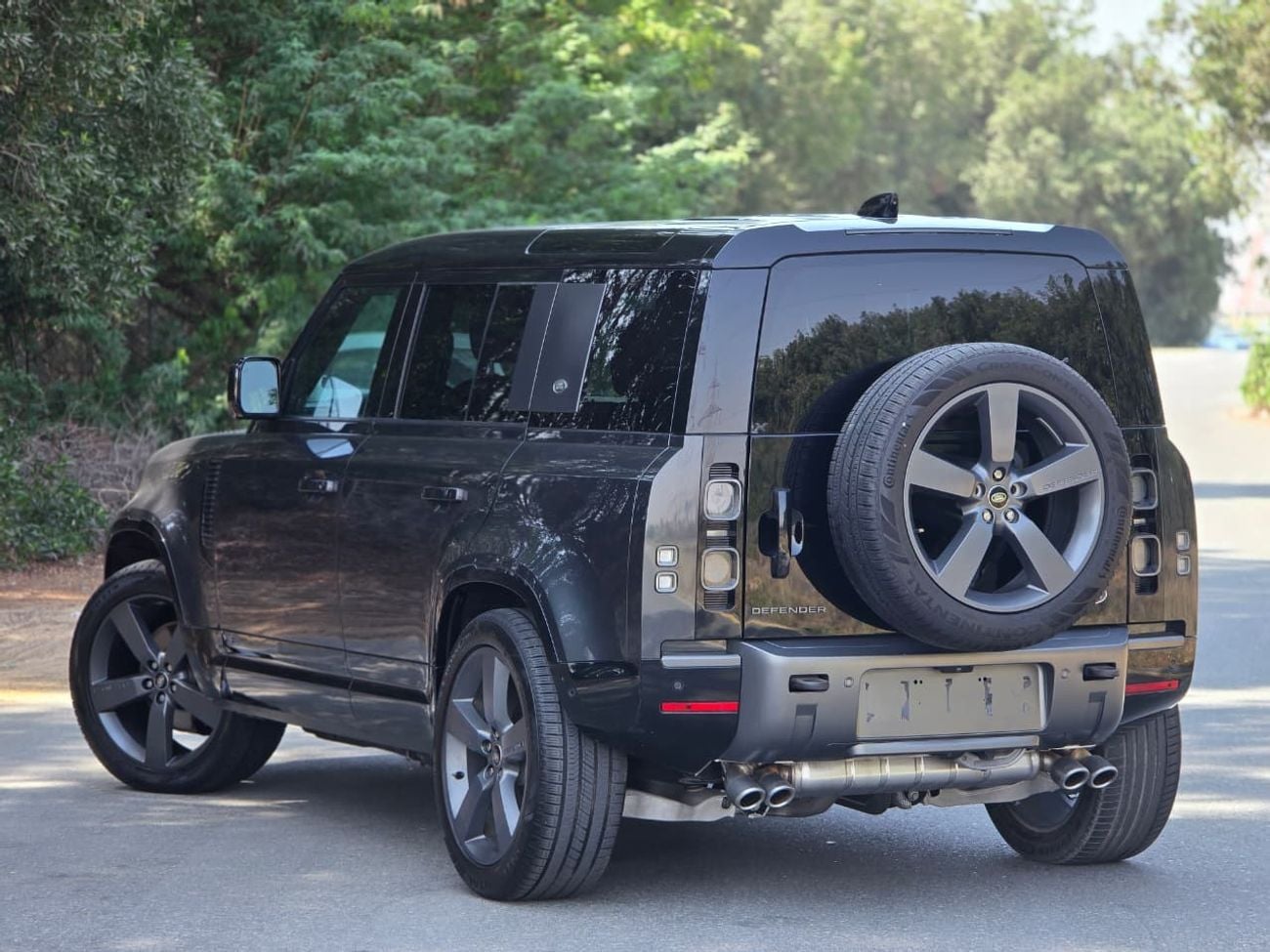 Land Rover Defender 110 X P525 5.0L DEFENDER 110 P525 CARPATHIAN EDITION 2023 V8 // GERMANY // 2KEYS //PERFECT CONDITION