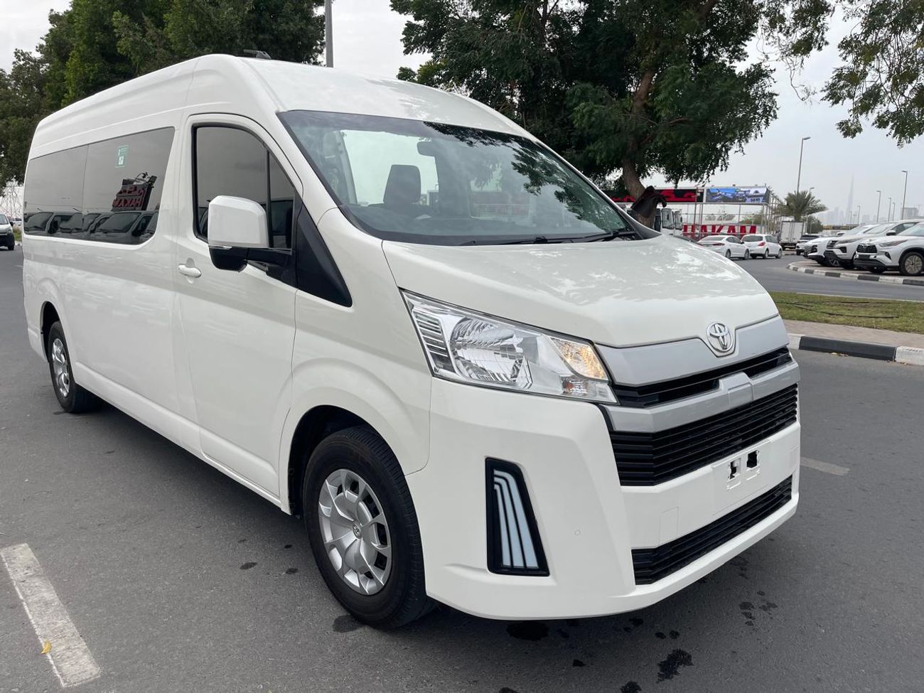 Toyota Hiace 2020 TOYOTA HIACE COMMUTER