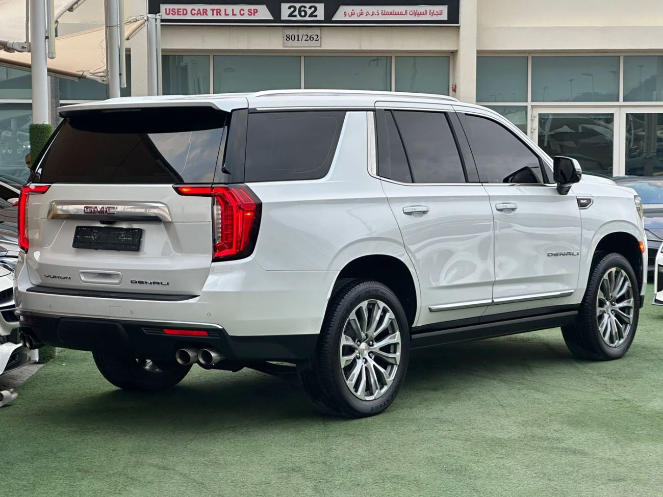 GMC Yukon GMC YUKON DANIEL 2021 GCCFL FULL OPTION ORIGINAL PAINT UNDER WARRANTY