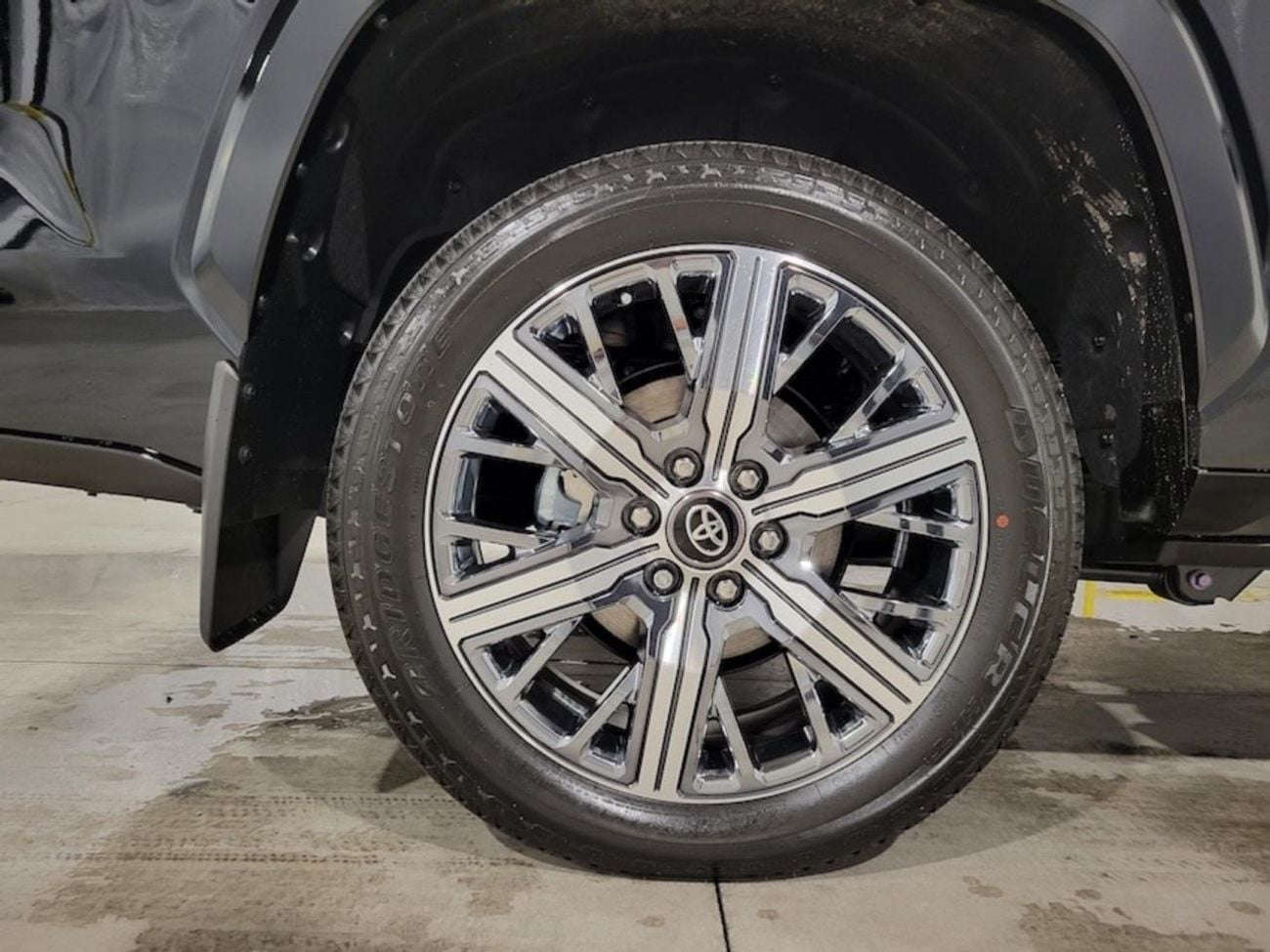 Toyota Sequoia HYBRID